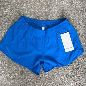Lulu hotty hot LR shorts 4”